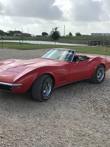 Unknown-Corvette-1969-Red-3