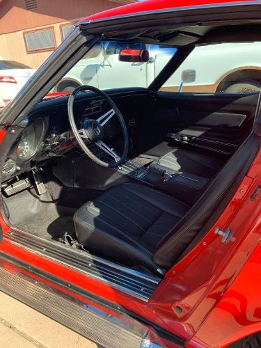 Unknown-Corvette-1969-Red-9