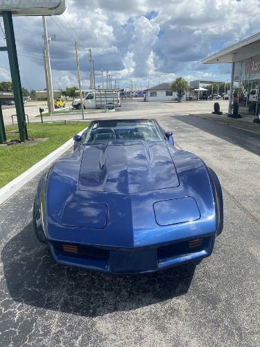 Unknown-Corvette-1970-Blue-5