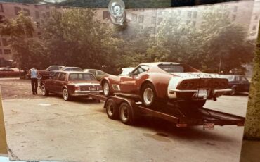 Unknown-Corvette-1970-Burgundy-1