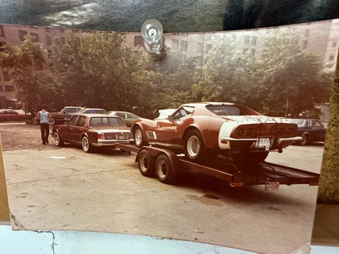 Unknown-Corvette-1970-Burgundy-1