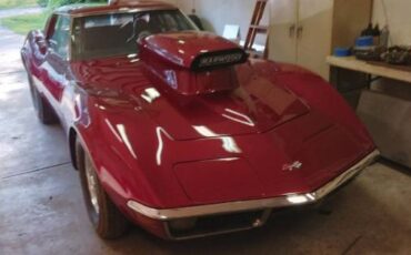 Unknown-Corvette-1970-Burgundy-11