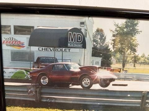 Unknown-Corvette-1970-Burgundy