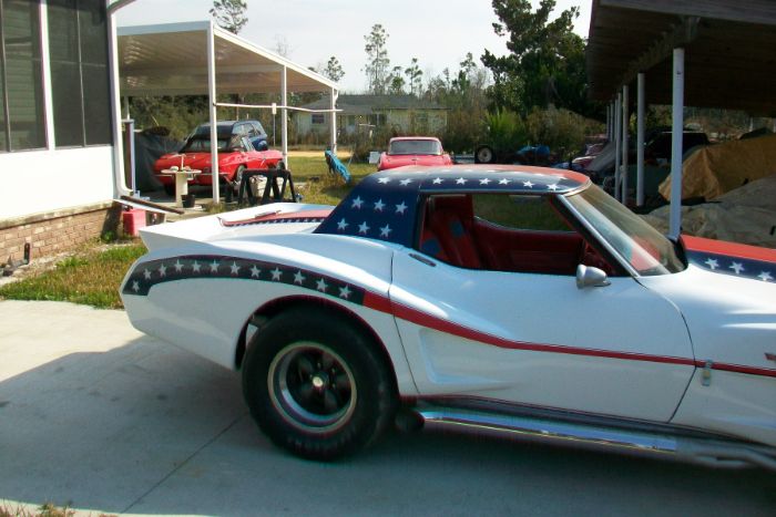 Unknown-Corvette-1970-Custom-Red-17