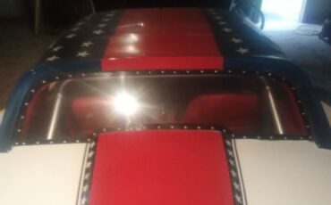 Unknown-Corvette-1970-Custom-Red-9