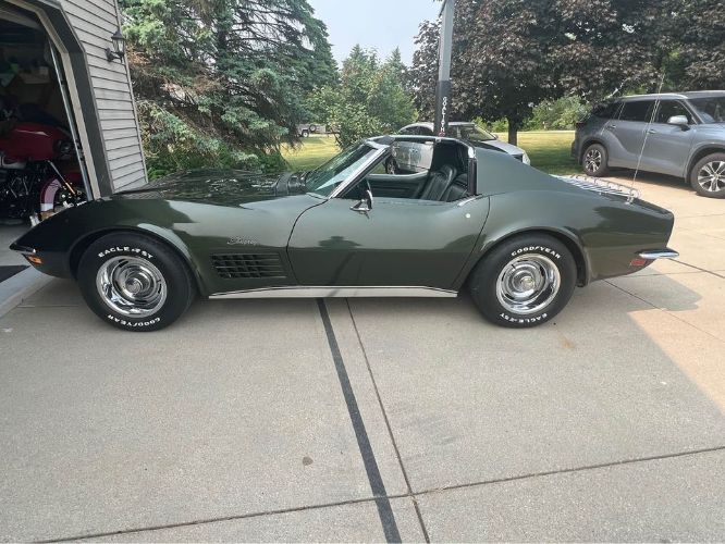 Unknown-Corvette-1970-Green-Green-2