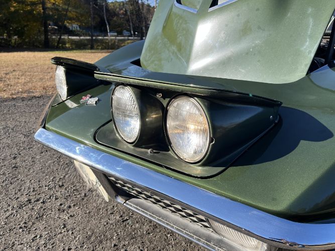 Unknown-Corvette-1970-Green-Tan-14