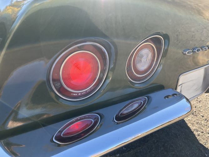 Unknown-Corvette-1970-Green-Tan-15