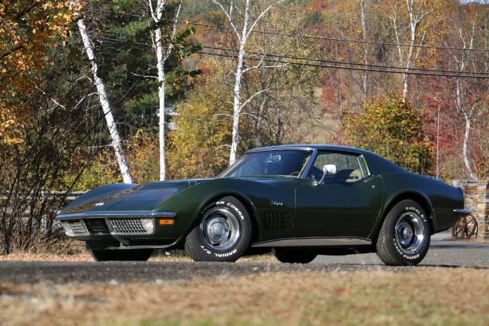 Unknown-Corvette-1970-Green-Tan-3