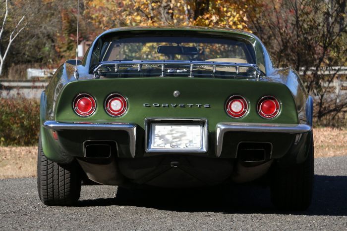 Unknown-Corvette-1970-Green-Tan-5
