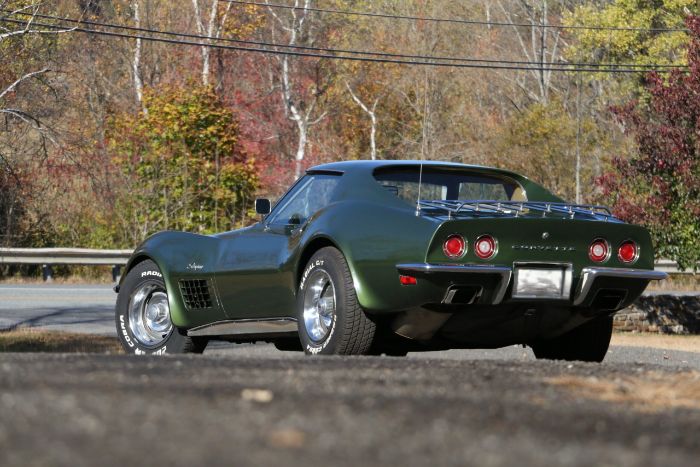 Unknown-Corvette-1970-Green-Tan-7