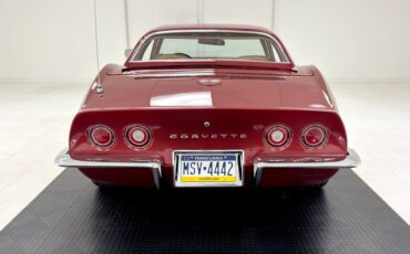 Unknown-Corvette-1970-Marlboro-Maroon-Saddle-11