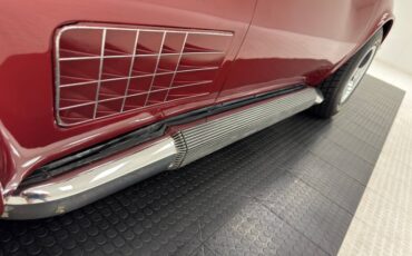 Unknown-Corvette-1970-Marlboro-Maroon-Saddle-19