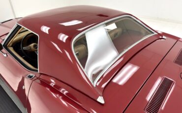 Unknown-Corvette-1970-Marlboro-Maroon-Saddle-25