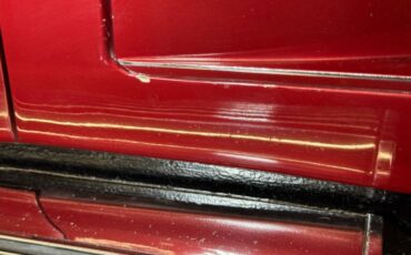 Unknown-Corvette-1970-Marlboro-Maroon-Saddle-31