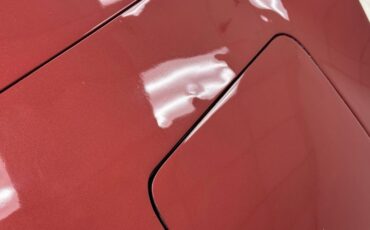 Unknown-Corvette-1970-Marlboro-Maroon-Saddle-32