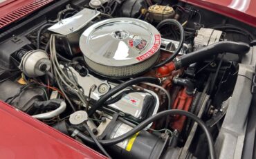 Unknown-Corvette-1970-Marlboro-Maroon-Saddle-35