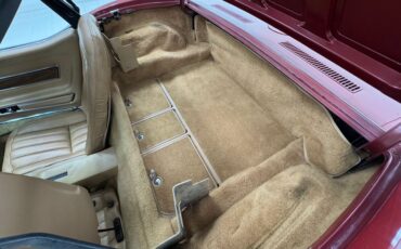 Unknown-Corvette-1970-Marlboro-Maroon-Saddle-44