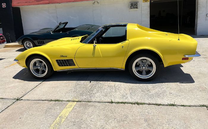Unknown-Corvette-1971-2