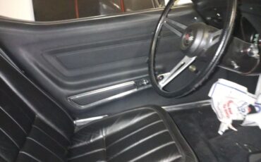 Unknown-Corvette-1971-Black-Black-Leather-6