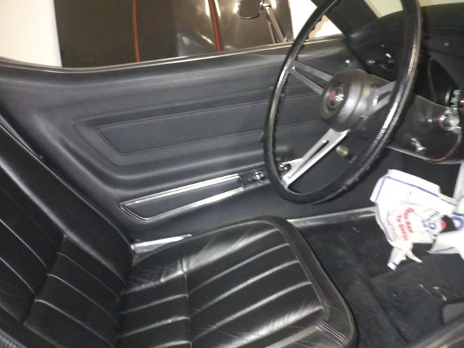 Unknown-Corvette-1971-Black-Black-Leather-6