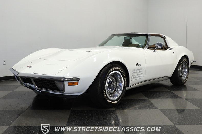 Unknown-Corvette-1971-Classic-White-Saddle-21