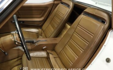 Unknown-Corvette-1971-Classic-White-Saddle-49