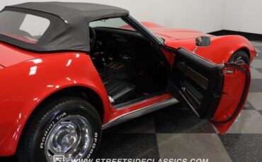 Unknown-Corvette-1971-Red-Black-10