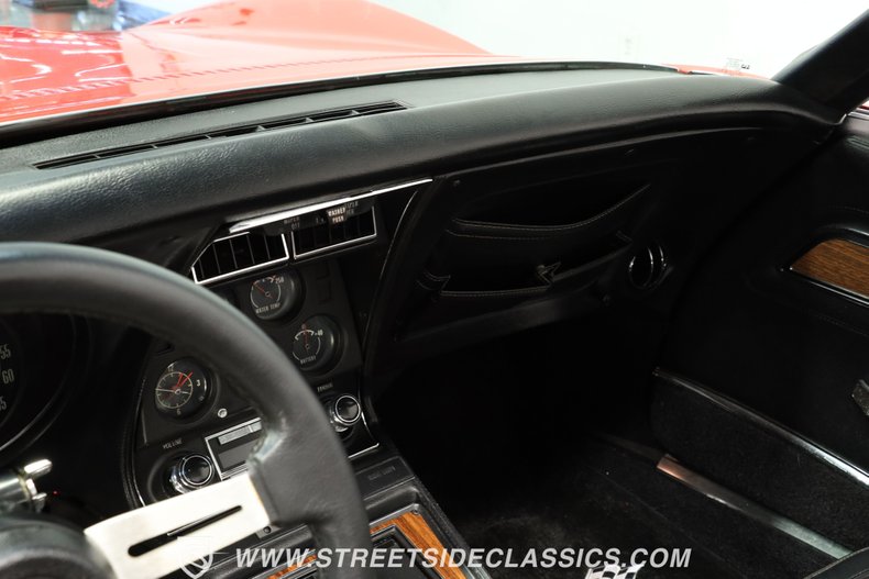 Unknown-Corvette-1971-Red-Black-43