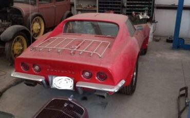 Unknown-Corvette-1971-Red-Black
