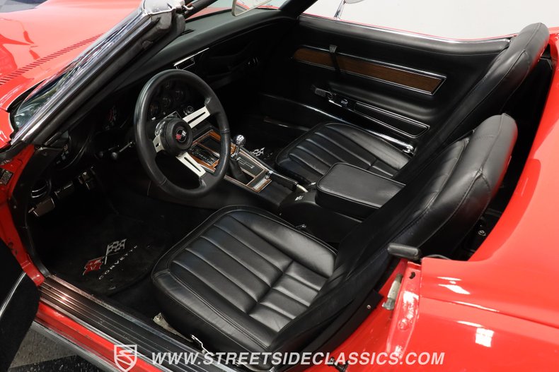 Unknown-Corvette-1971-Red-Black-7