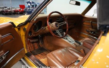 Unknown-Corvette-1971-War-Bonnet-Yellow-Saddle-3