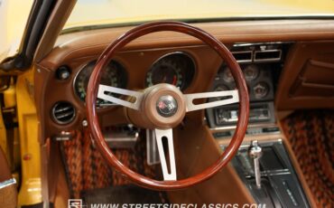 Unknown-Corvette-1971-War-Bonnet-Yellow-Saddle-8