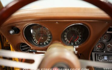 Unknown-Corvette-1971-War-Bonnet-Yellow-Saddle-9