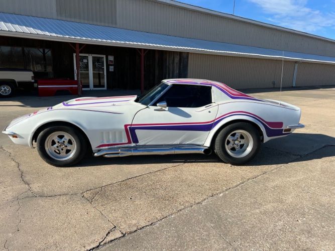 Unknown-Corvette-1971-White-1