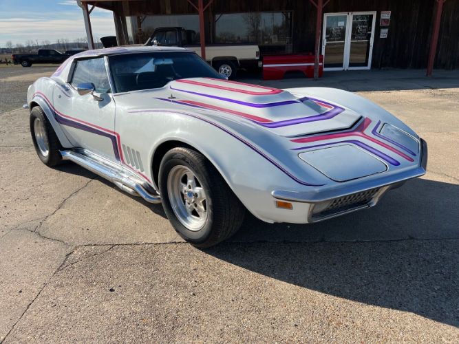 Unknown-Corvette-1971-White-10