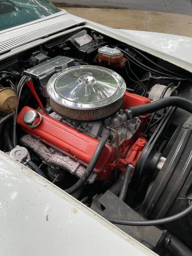 Unknown-Corvette-1971-White-10
