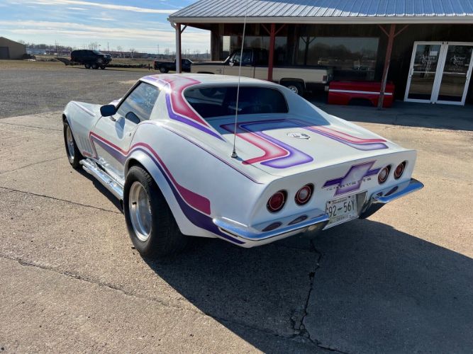 Unknown-Corvette-1971-White-14