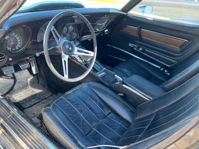 Unknown-Corvette-1971-White-20