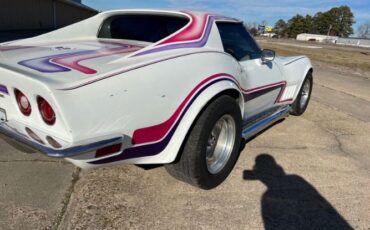 Unknown-Corvette-1971-White-23