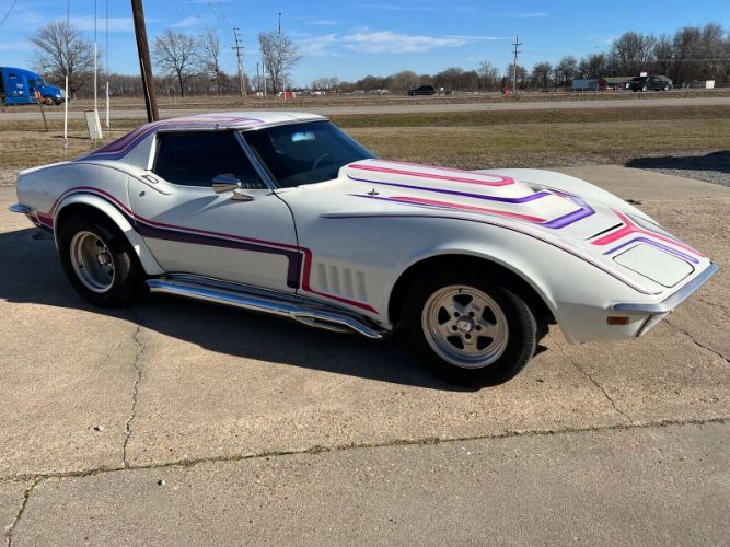 Unknown-Corvette-1971-White-3