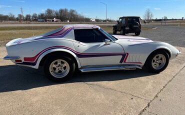 Unknown-Corvette-1971-White-5