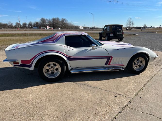 Unknown-Corvette-1971-White-5