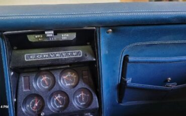 Unknown-Corvette-1972-Blue-10