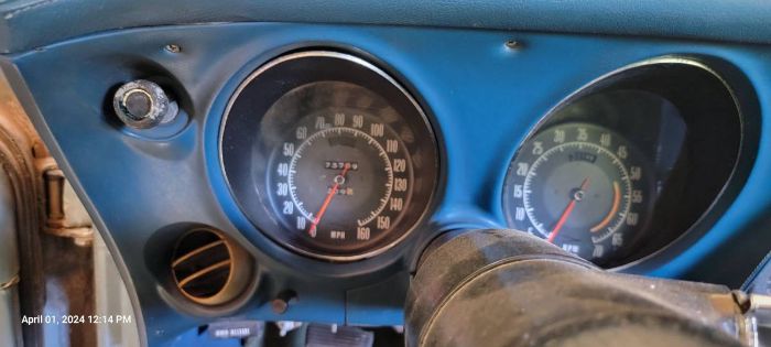 Unknown-Corvette-1972-Blue-5