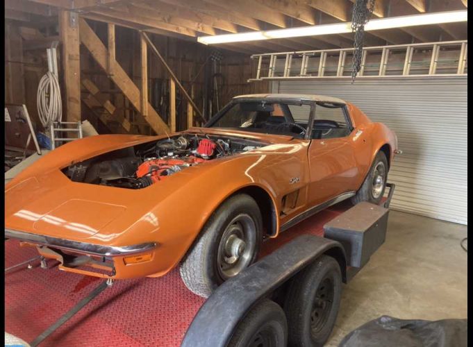 Unknown-Corvette-1972-Orange-Black-2