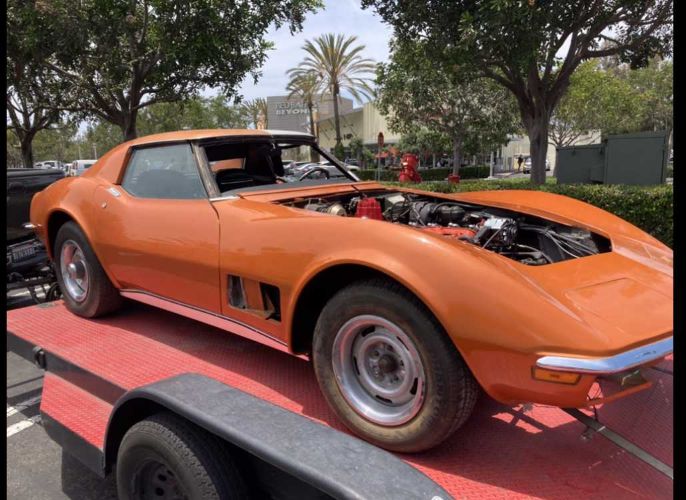 Unknown-Corvette-1972-Orange-Black-3