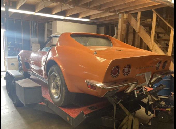 Unknown-Corvette-1972-Orange-Black-6