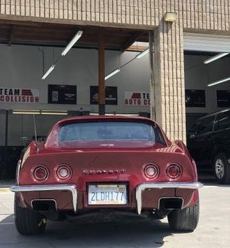 Unknown-Corvette-1972-Red-2