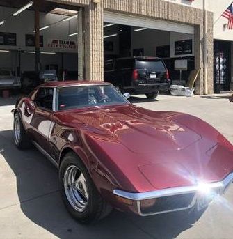 Unknown-Corvette-1972-Red